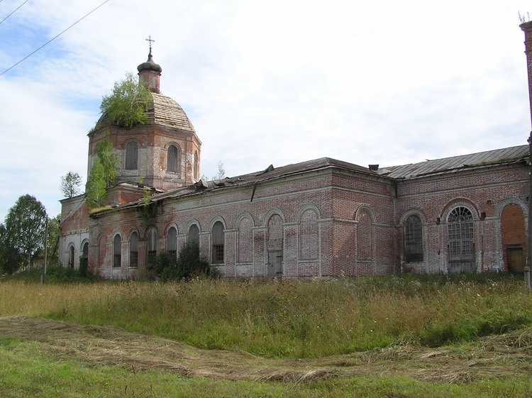Церковь Рождества Христова, Верховонданка (Даровской район, Кировская область). фасады