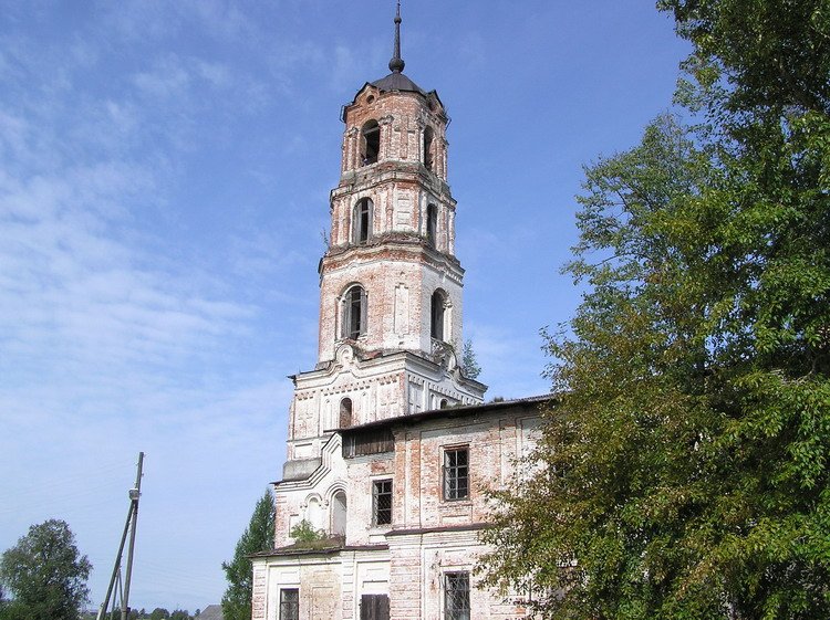 Церковь Иоанна Богослова, Красное (Даровской район, Кировская область). фасады