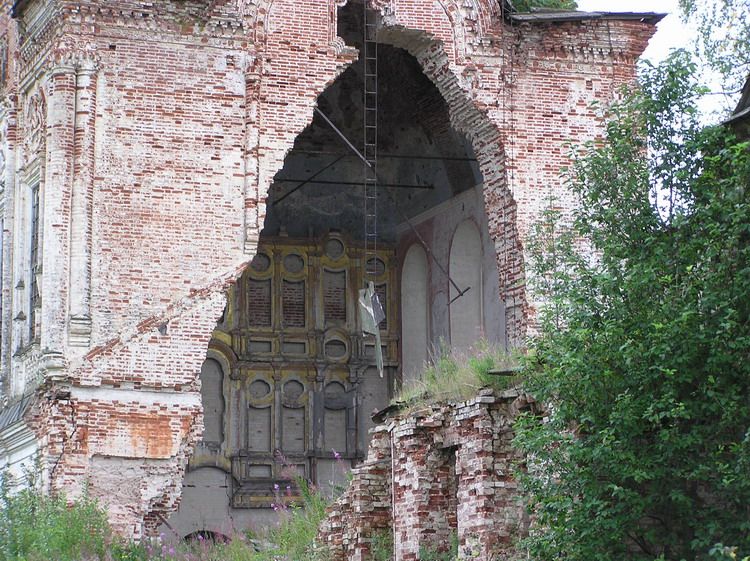 Церковь Димитрия Солунского, Пантыл (Белохолуницкий район, Кировская область). архитектурные детали