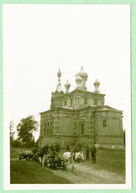 Фото 1942 г. с аукциона e-bay.de, архивная фотография. Церковь Воскресения Христова, Чайки (Себежский район, Псковская область)