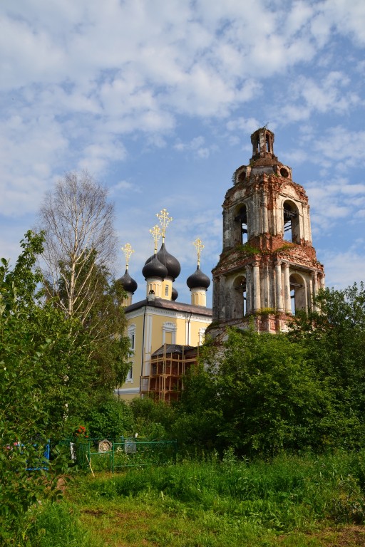 Кулемесово. Церковь Василия Великого на Едке. фасады