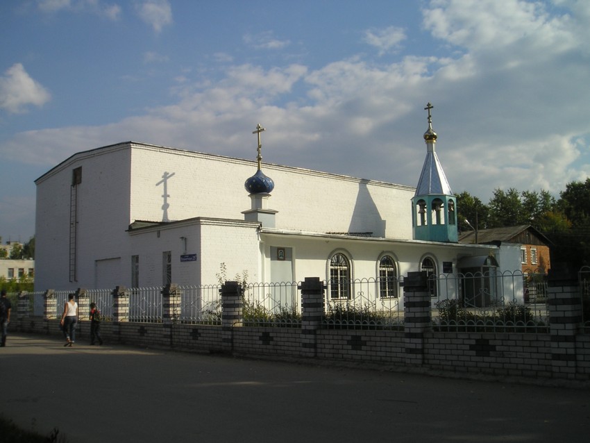 Церковь Владимирской иконы Божией Матери в Народном посёлке, Сормовский район (Нижний Новгород, город, Нижегородская область). общий вид в ландшафте