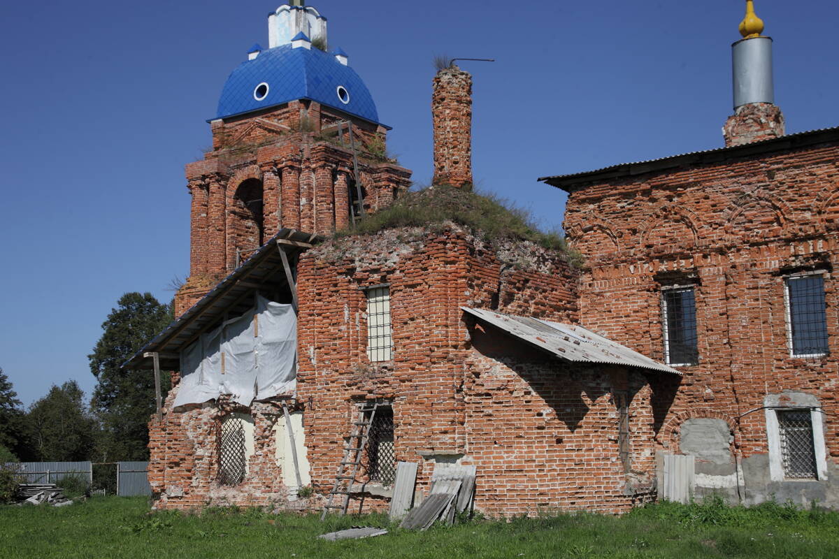 Церковь Казанской иконы Божией Матери, Григоровское (Перемышльский район, Калужская область). архитектурные детали
