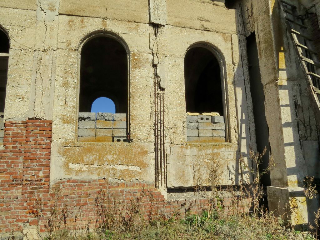 Церковь Георгия Победоносца, Карповский (Цимлянский район, Ростовская область). архитектурные детали