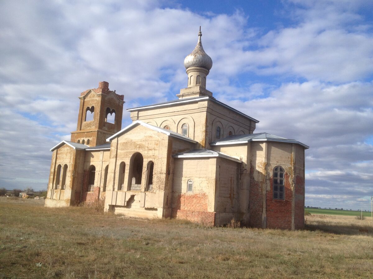 Церковь Георгия Победоносца, Карповский (Цимлянский район, Ростовская область). фасады