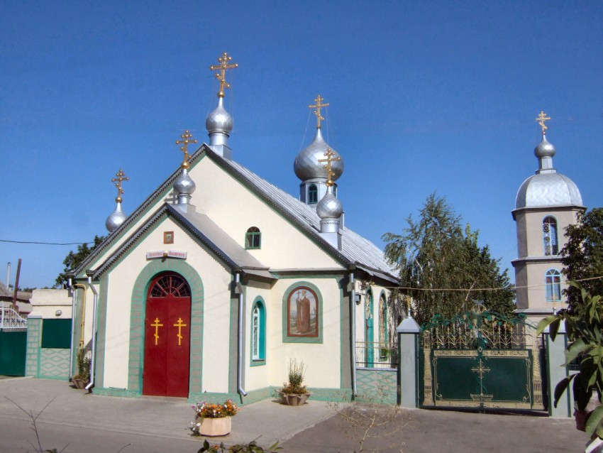 Церковь Сошествия Святого Духа в Богоявленске, Николаев (Николаевский район, Украина, Николаевская область). фасады, Храм Святого Духа УПЦ МП в Корабельном р-не 1