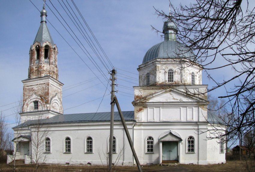 Церковь Рождества Христова, Васильев Враг (Арзамасский район и г. Арзамас, Нижегородская область). фасады, Это панорама из нескольких снимков. 