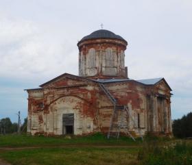 Скорятино. Церковь Покрова Пресвятой Богородицы