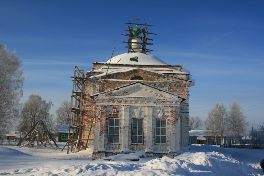 Шошка. Церковь Михаила Архангела. фасады