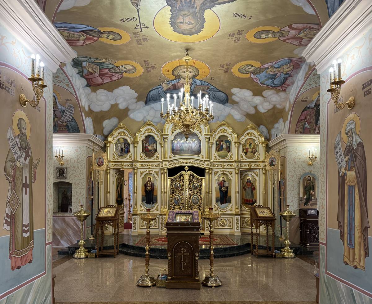 Интерьер нижнего храма, интерьер и убранство. Церковь Усекновения главы Иоанна Предтечи, Хирино (Шатковский район, Нижегородская область)