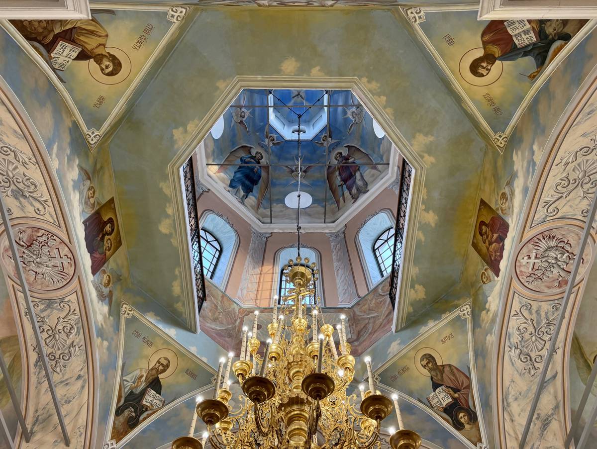 Своды верхнего храма, интерьер и убранство. Церковь Усекновения главы Иоанна Предтечи, Хирино (Шатковский район, Нижегородская область)