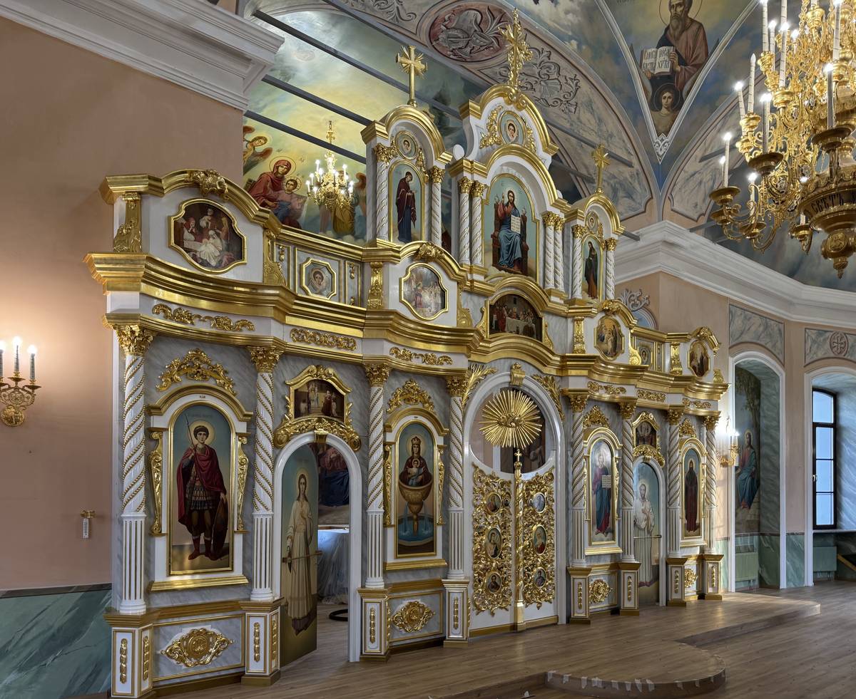 Иконостас верхнего храма, интерьер и убранство. Церковь Усекновения главы Иоанна Предтечи, Хирино (Шатковский район, Нижегородская область)