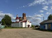Храмовый комплекс. Церкви Петра и Павла  и Воскресения Христова, Вид с площадки перед воскресной школой, Усть-Кулом, Усть-Куломский район, Республика Коми