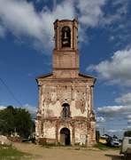 Усть-Кулом. Воскресения Христова, церковь