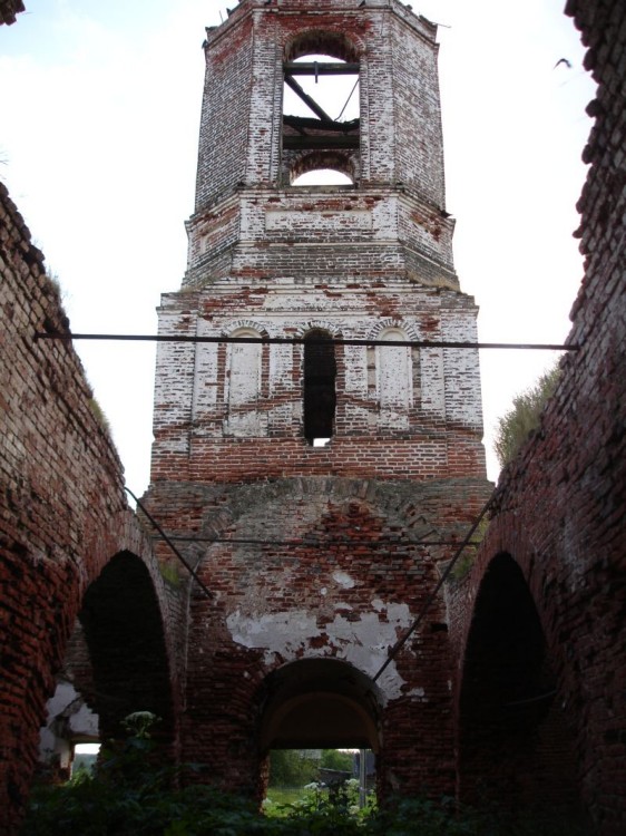 Церковь Николая Чудотворца, Пыёлдино (Сысольский район, Республика Коми). интерьер и убранство