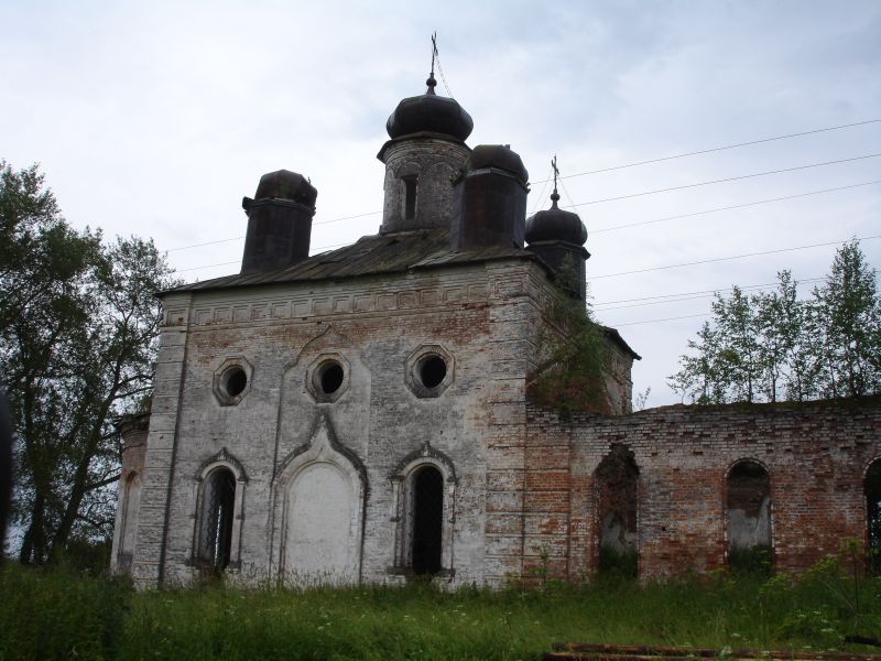 Церковь Рождества Пресвятой Богородицы, Палауз (Сысольский район, Республика Коми). фасады