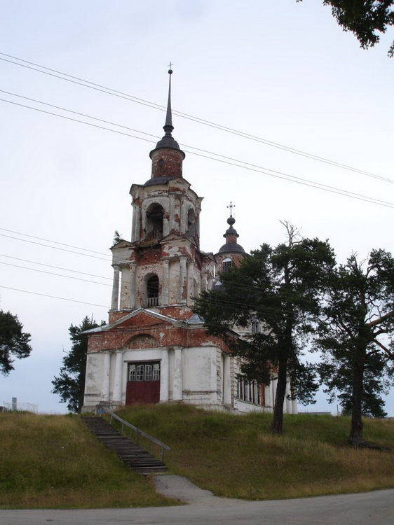 Церковь Димитрия Ростовского, Кажим (Кажым) (Койгородский район, Республика Коми). общий вид в ландшафте