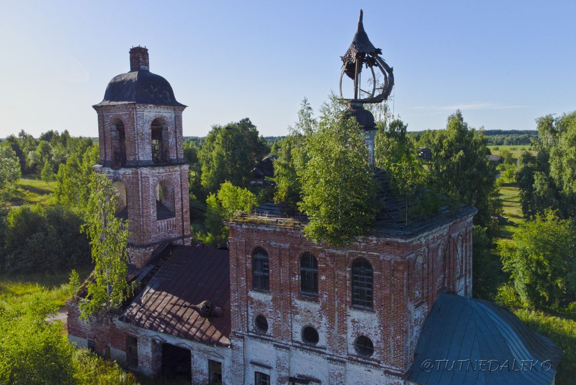 Мортки. Церковь Покрова Пресвятой Богородицы. фасады