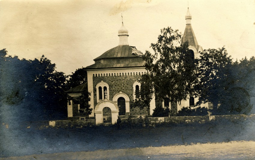 Церковь Космы и Дамиана, Вишнево (Воложинский район, Беларусь, Минская область). архивная фотография, 1900—1920 год.Автор:Зьміцер Корх. Источник:http://www.radzima.org/ru/fota-albom/3212.html?id_gallery=7108 