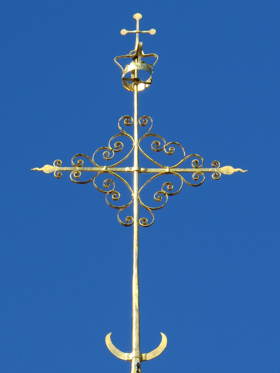 Церковь Екатерины, Пярну (Пярнумаа, Эстония). архитектурные детали, Крест колокольни