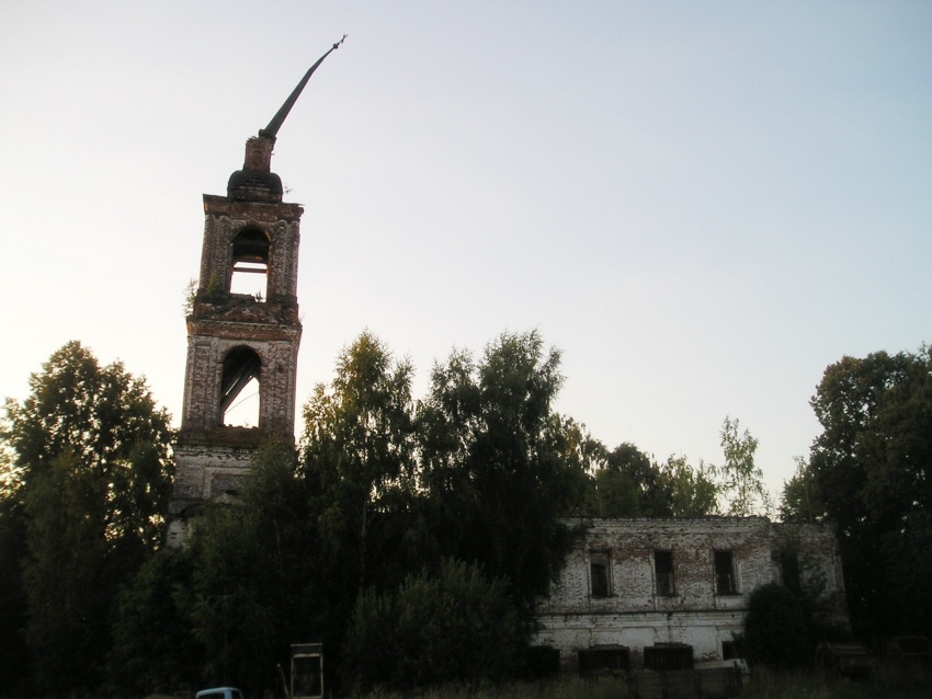 Церковь Троицы Живоначальной, Кандаурово (Пучежский район, Ивановская область). фасады