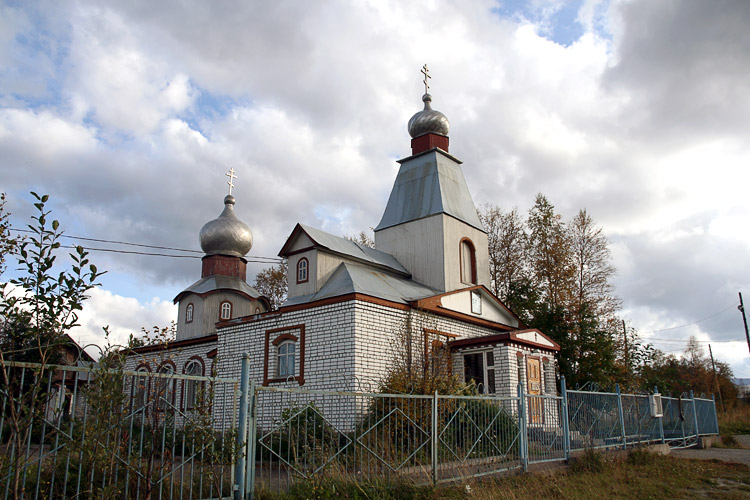 Церковь Покрова Пресвятой Богородицы, Ревда (Ловозерский район, Мурманская область). фасады