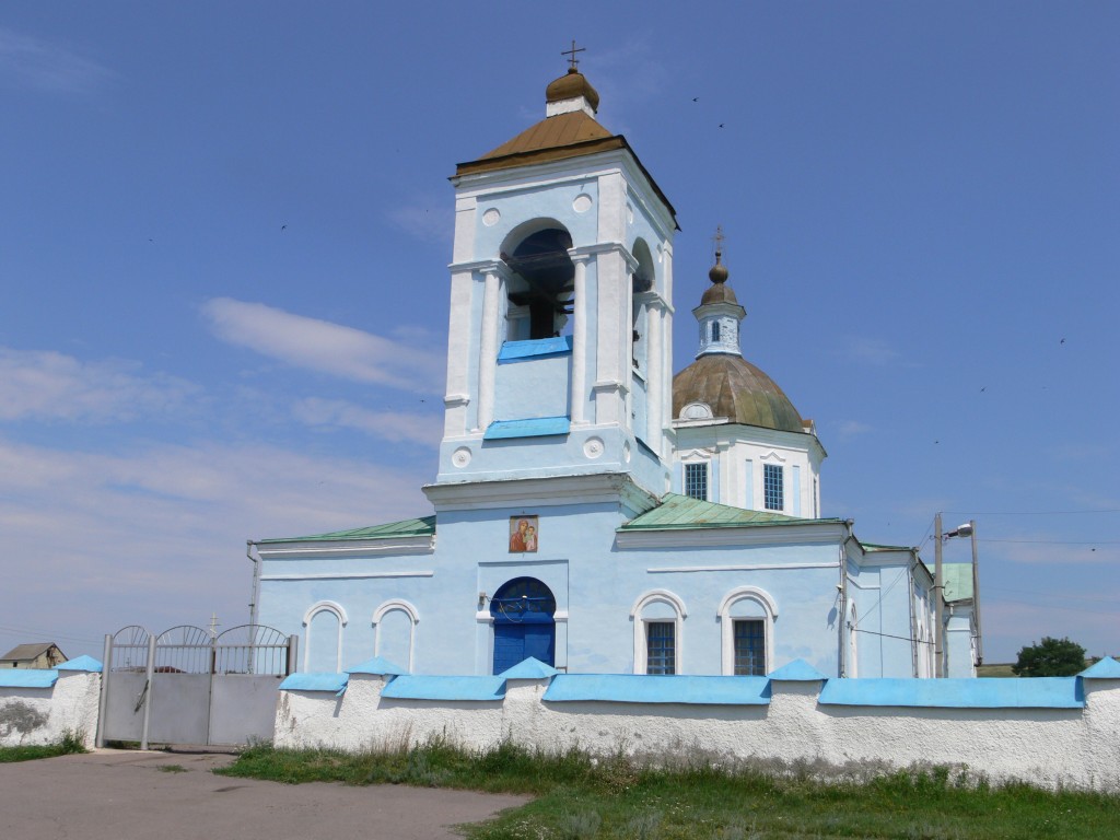Церковь Казанской иконы Божией Матери, Новотолучеево (Воробьёвский район, Воронежская область). фасады