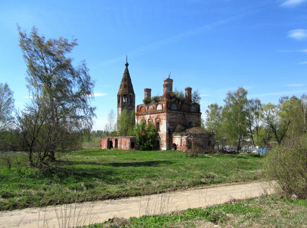 Церковь Рождества Пресвятой Богородицы, Фёдоровское (Нерехтский район, Костромская область). общий вид в ландшафте, вид с юго-востока