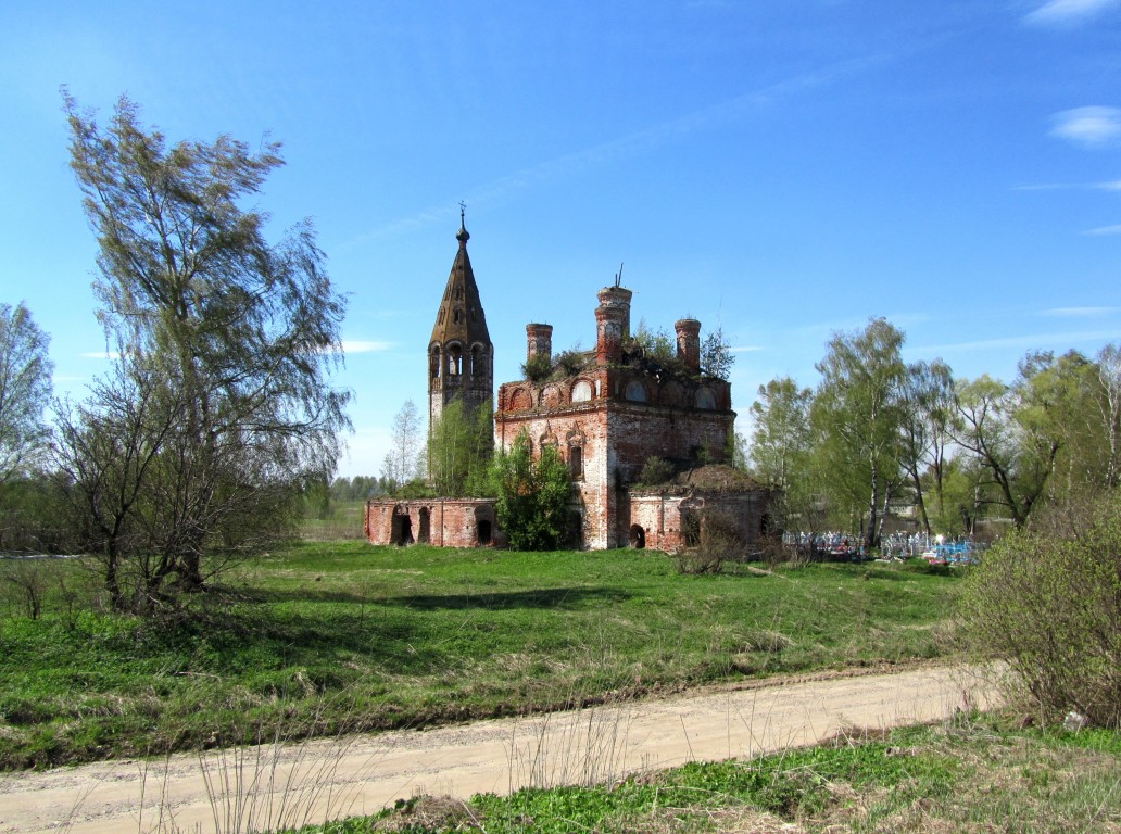 Фёдоровское. Церковь Рождества Пресвятой Богородицы. общий вид в ландшафте, вид с юго-востока