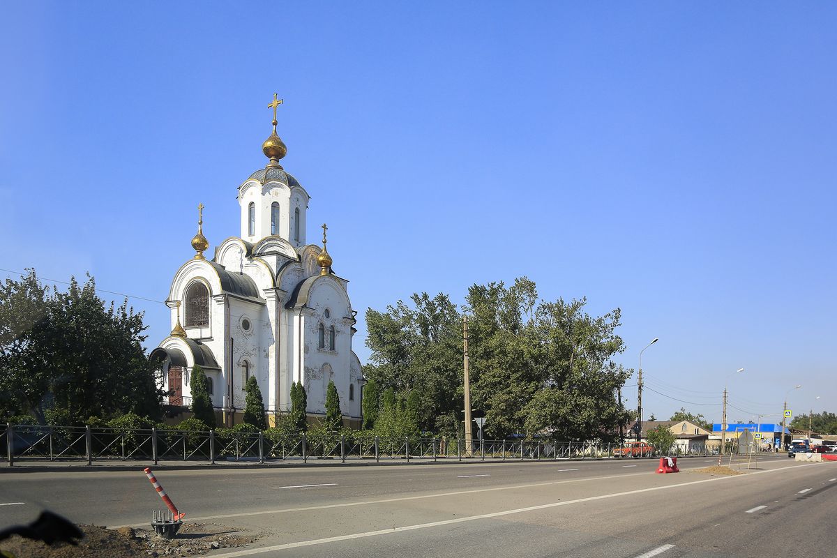 Церковь Константина и Елены, Еленовка (Волновахский район, Украина, Донецкая область). общий вид в ландшафте