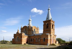 Чекалов. Церковь Рождества Пресвятой Богородицы