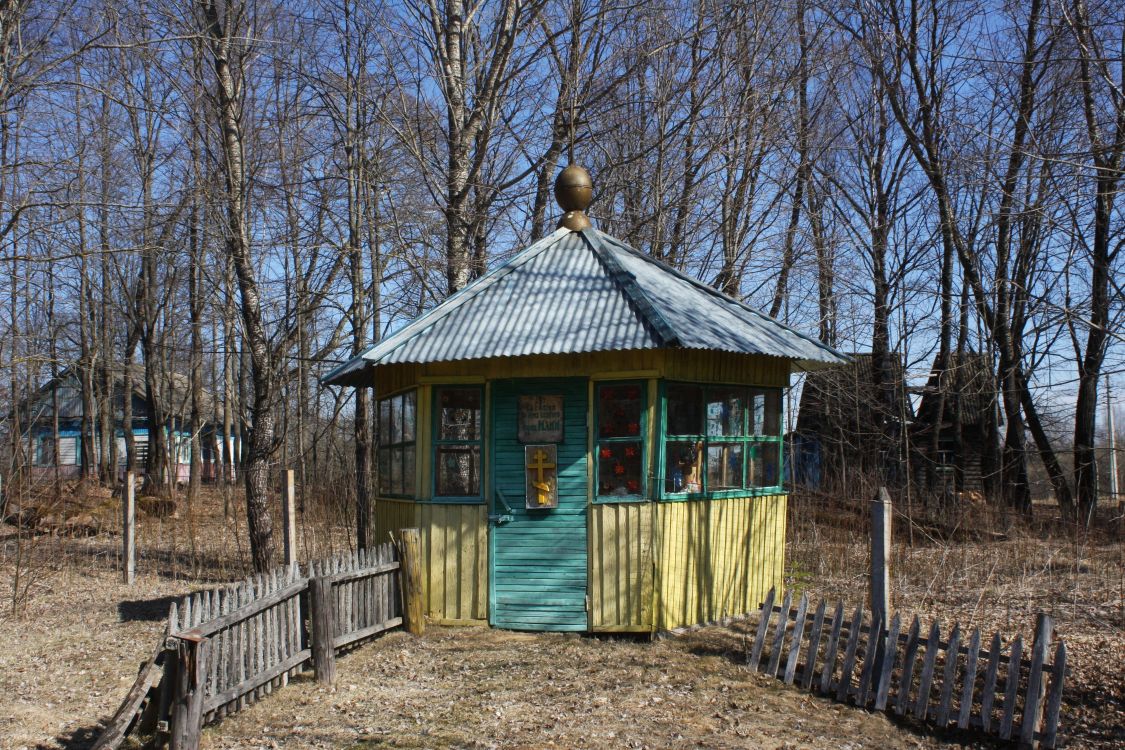 Часовня Илии Пророка, Лазинки (Спас-Деменский район, Калужская область). фасады