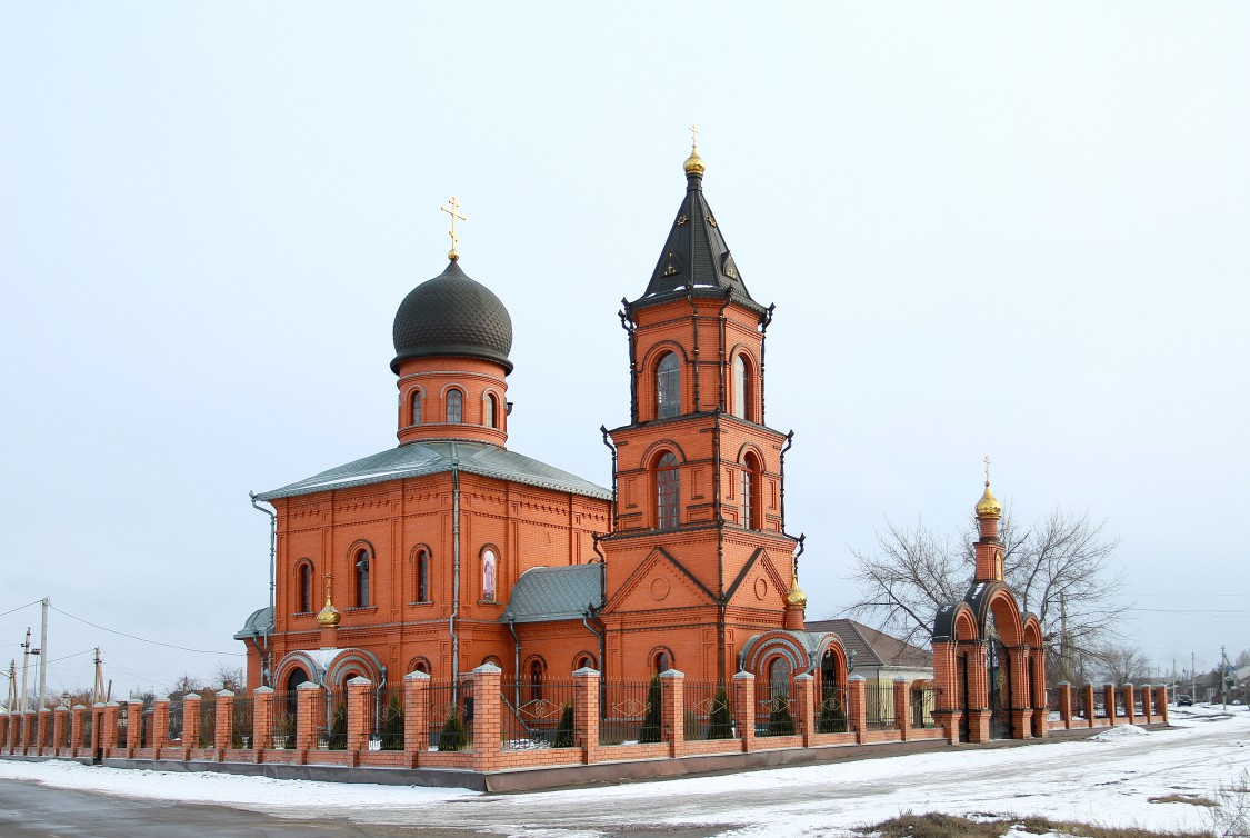 Поворино. Церковь Казанской иконы Божией Матери. общий вид в ландшафте