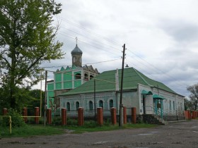 Подгоренский. Церковь Троицы Живоначальной