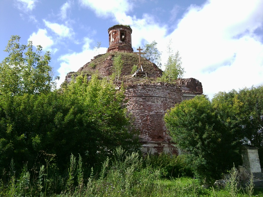 Церковь Троицы Живоначальной, Стружня (Торжокский район и г. Торжок, Тверская область). архитектурные детали