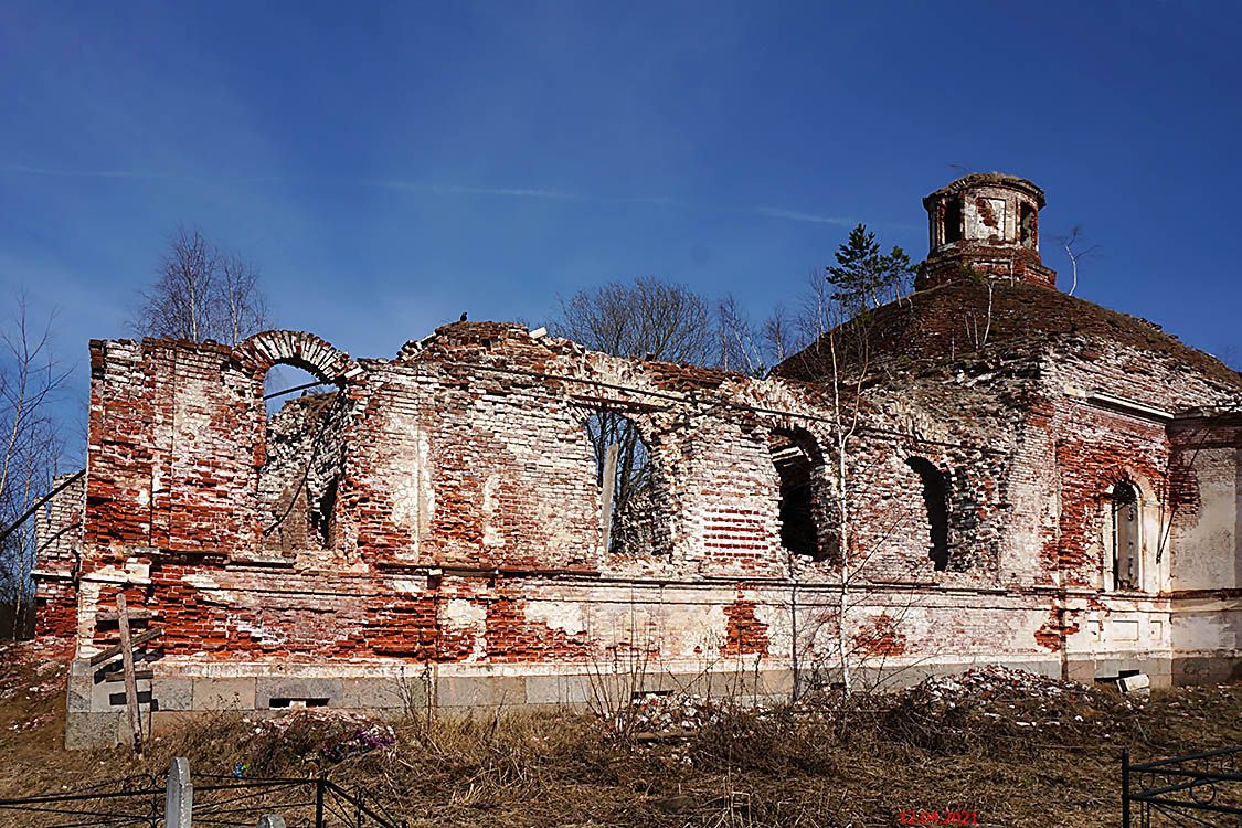 Церковь Троицы Живоначальной, Стружня (Торжокский район и г. Торжок, Тверская область). фасады