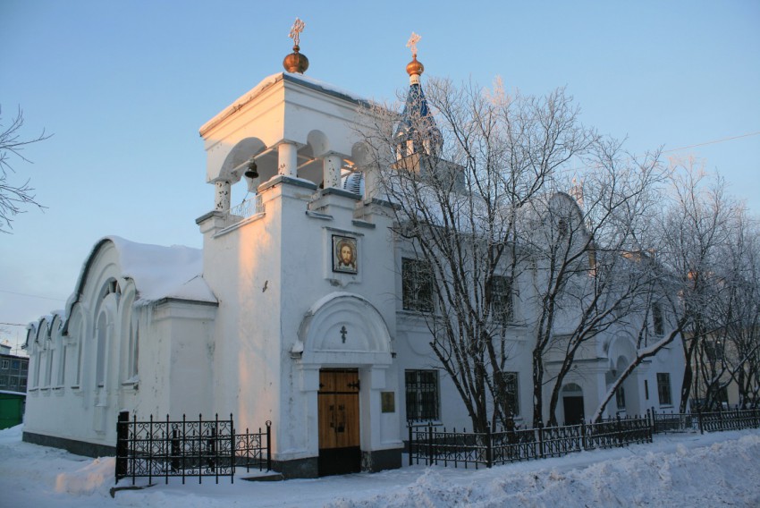 Воркута. Церковь Михаила Архангела. фасады