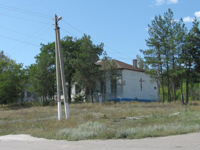 Церковь Покрова Пресвятой Богородицы, Дерезовка (Верхнемамонский район, Воронежская область). общий вид в ландшафте