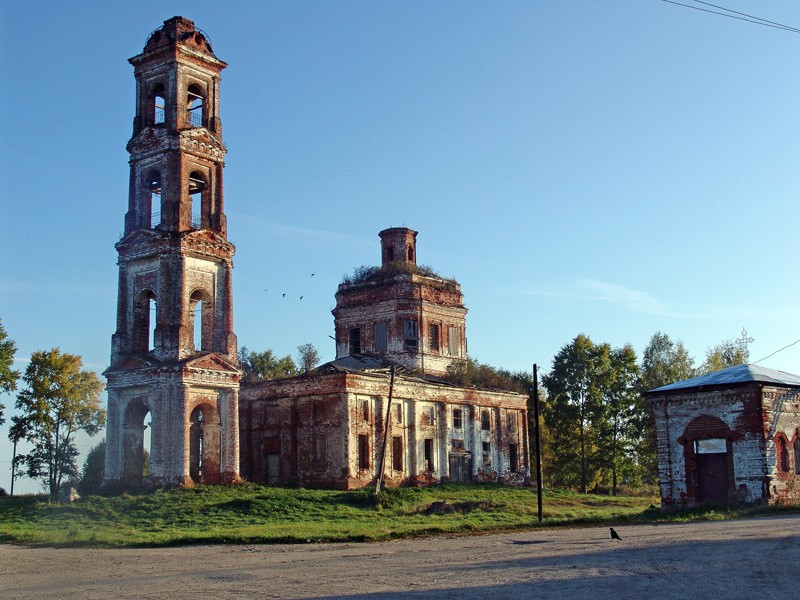 Церковь Смоленской иконы Божией Матери, Армёнки (Нерехтский район, Костромская область). общий вид в ландшафте