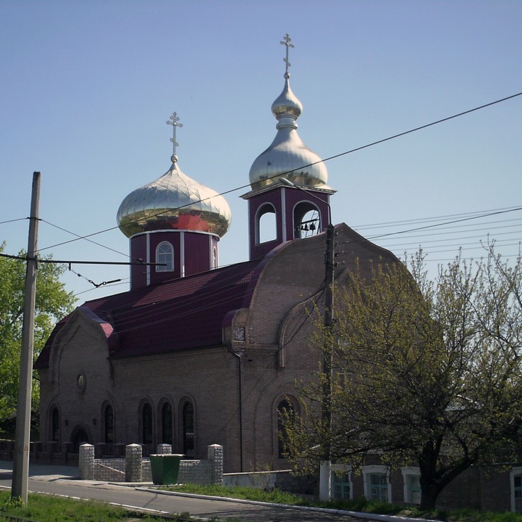 Церковь Рождества Пресвятой Богородицы, Краматорск (Славянский район, Украина, Донецкая область). общий вид в ландшафте