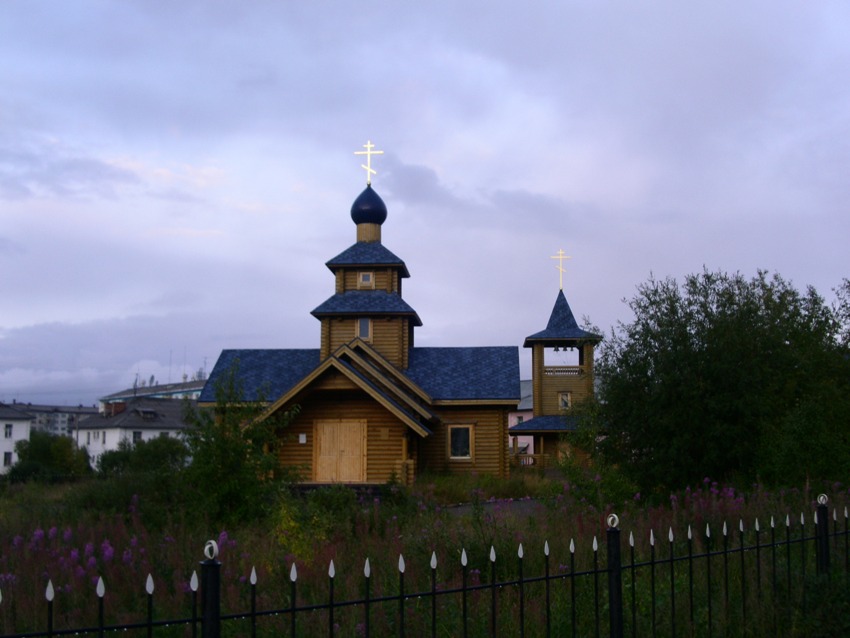 Церковь Игоря Черниговского, Северный (Воркута, город, Республика Коми). общий вид в ландшафте, вид с запада