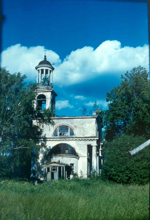 Церковь Владимирской иконы Божией Матери, Горницы (Кувшиновский район, Тверская область). фасады, 1994