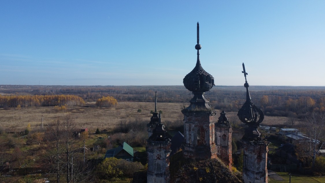 Церковь Троицы Живоначальной, Михальково (Фурмановский район, Ивановская область). архитектурные детали