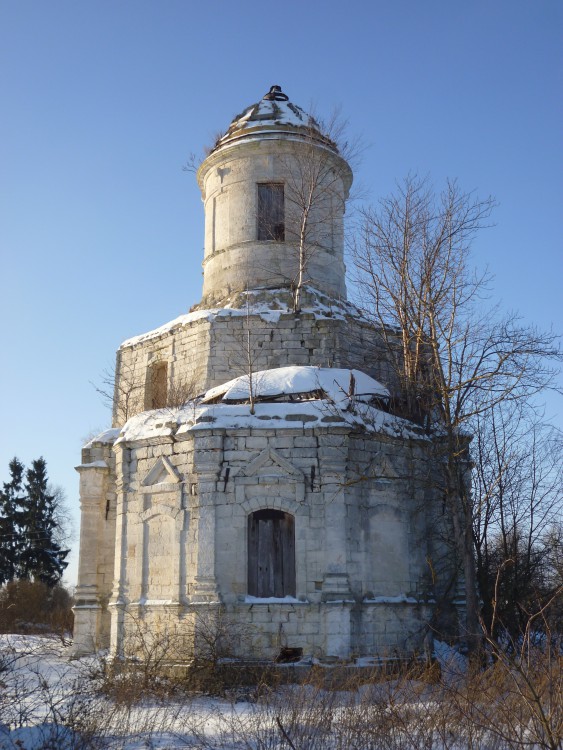 Церковь Константина и Елены, Мелтучи (Старицкий район, Тверская область). фасады, Вид с востока