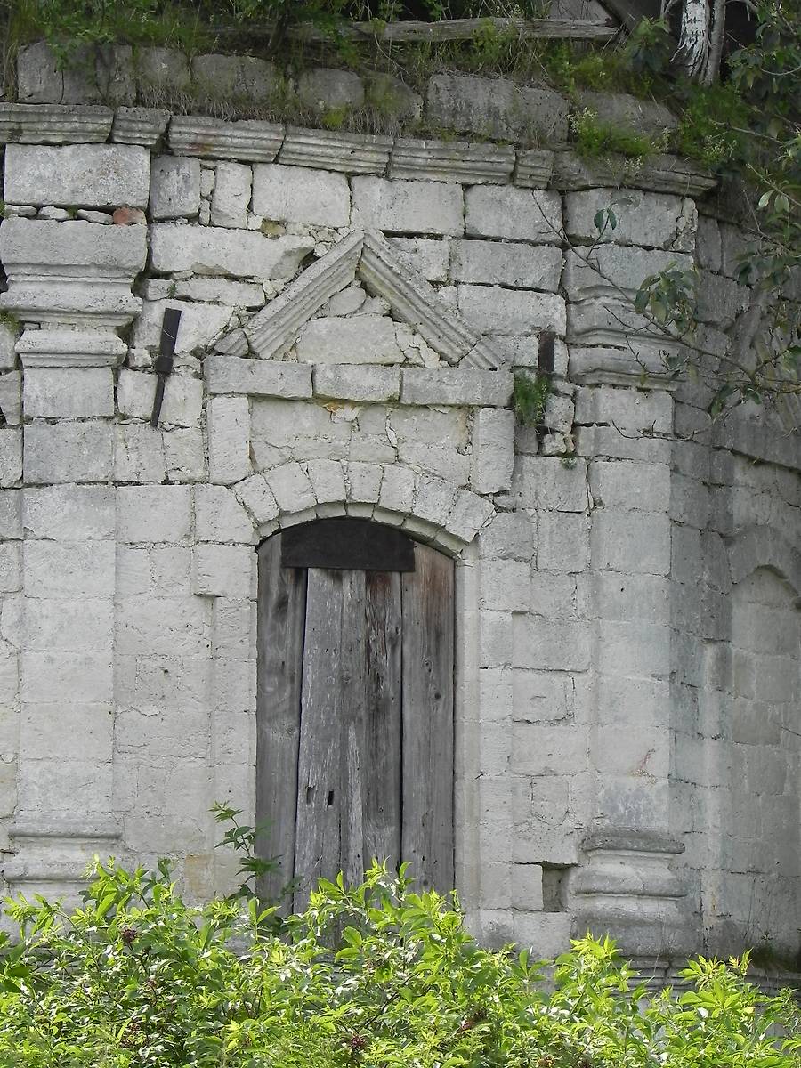 архитектурные детали. Церковь Константина и Елены, Мелтучи (Старицкий район, Тверская область)