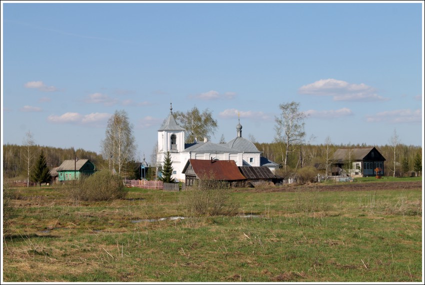 Церковь Воскресения Христова, Воскресенское (Ильинский район, Ивановская область). общий вид в ландшафте
