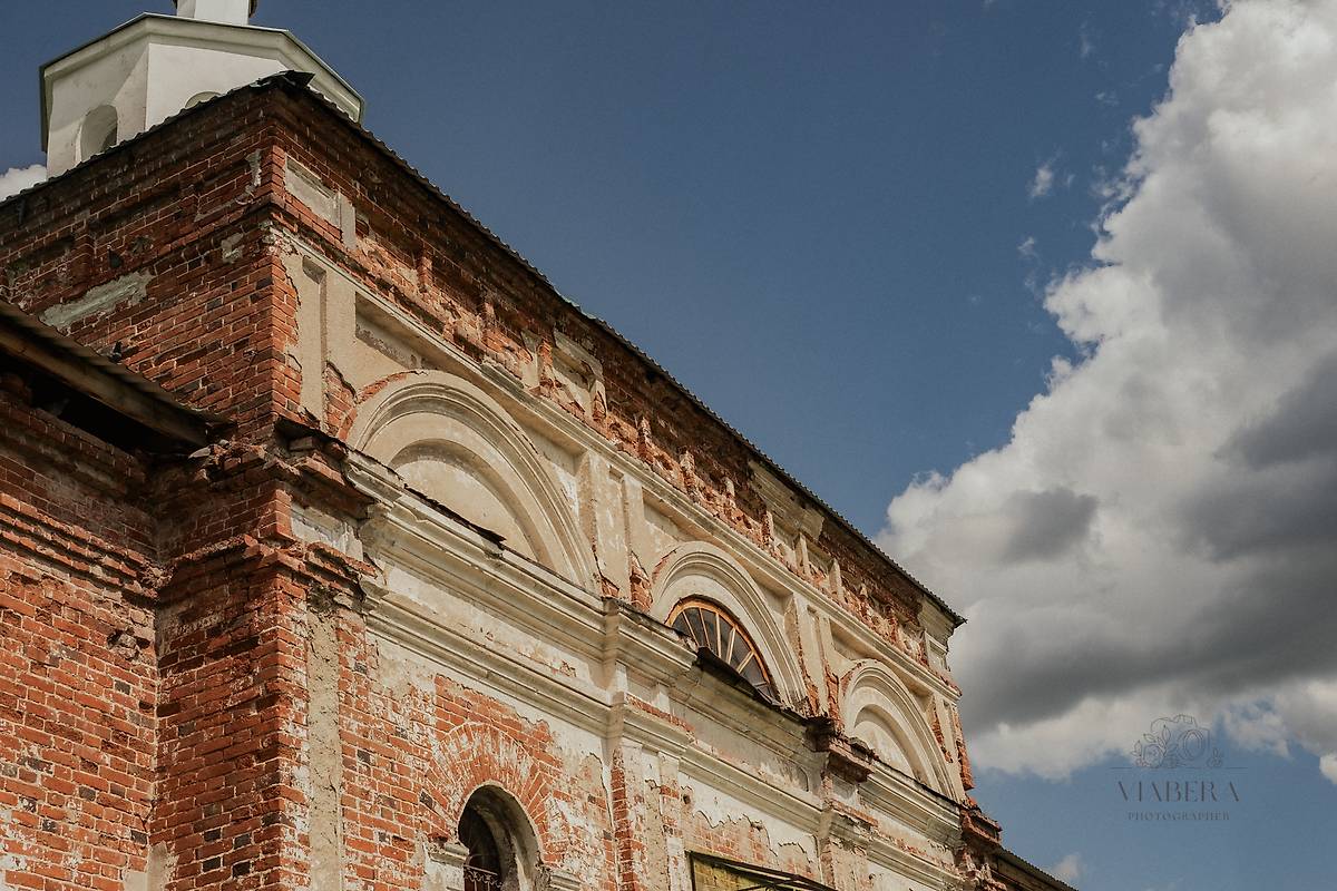 архитектурные детали. Церковь Сретения Господня, Киприно (Невьянский район и г. Верх-Нейвинский, Свердловская область)