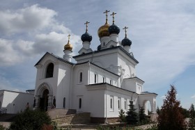 Челябинск. Богоявленский мужской монастырь. Церковь иконы Божией Матери 