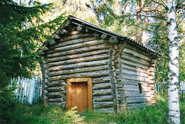 Юккогуба. Часовня Троицы Живоначальной. фасады