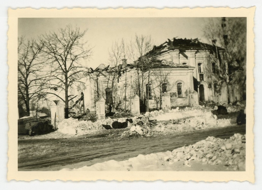 Церковь Рождества Христова, Слободка (Угранский район, Смоленская область). архивная фотография, Храм после взрыва. Фото 1942 г. с аукциона e-bay.de
